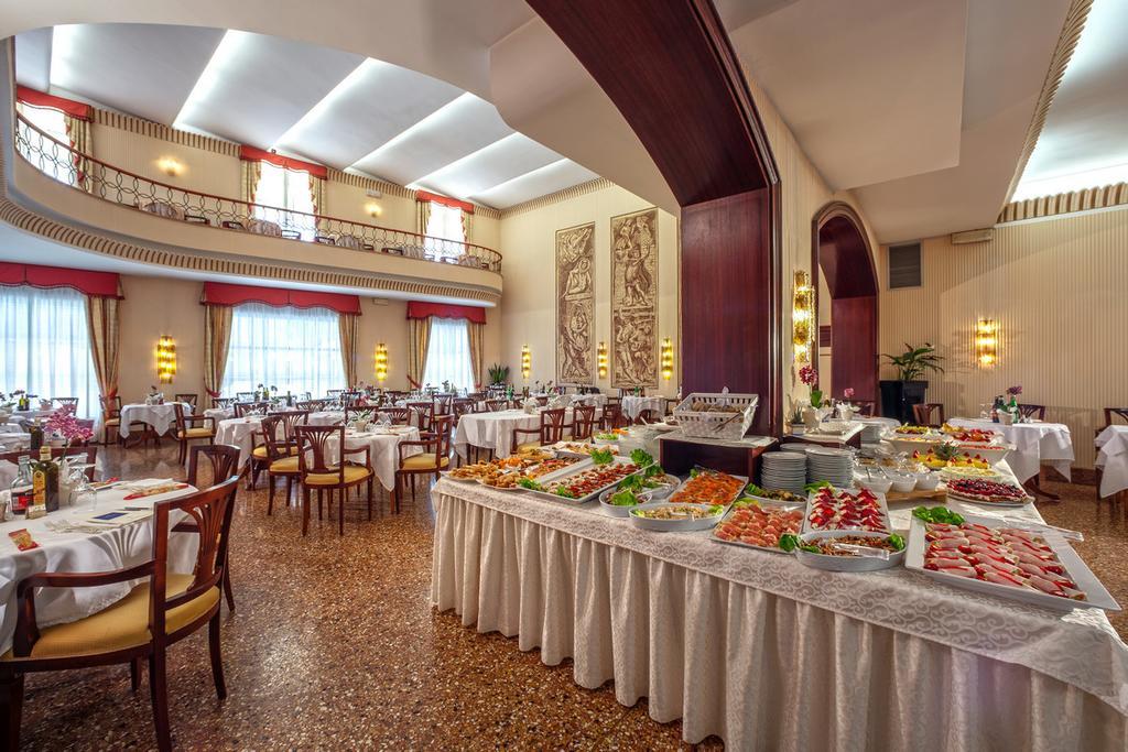 Hotel Terme Salus Abano Terme Exterior photo
