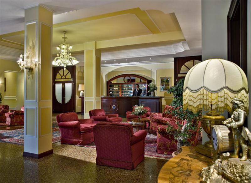 Hotel Terme Salus Abano Terme Exterior photo